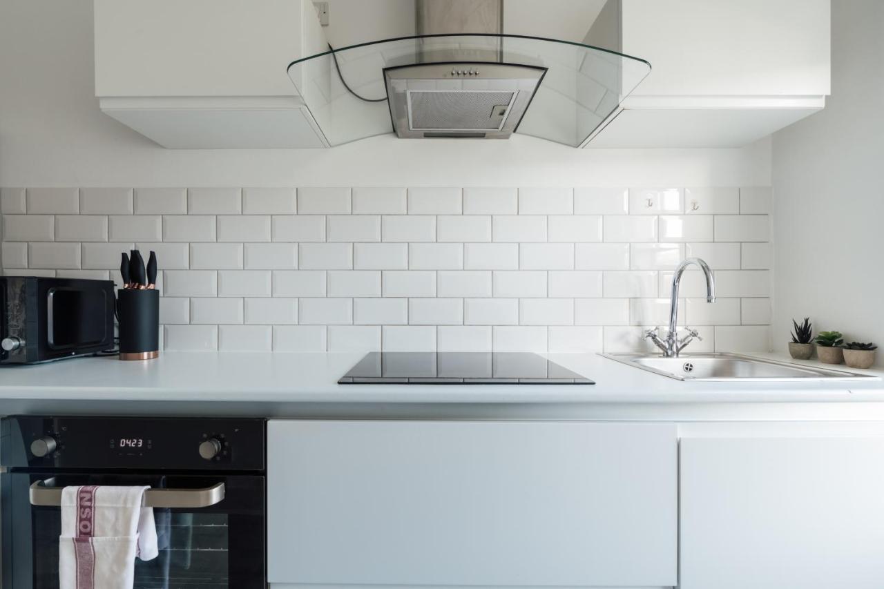 Апартаменти Stunning & Stylish 2 Bed Flat In West Лондон Екстер'єр фото