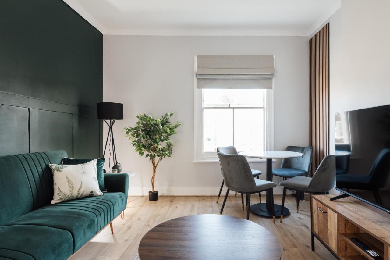 Апартаменти Stunning & Stylish 2 Bed Flat In West Лондон Екстер'єр фото